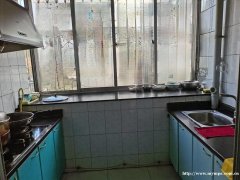 █公园门口，河东小区2楼，70平3居室精装双气，带小房48万