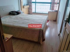 飞龙花园，南北通透，带落地大窗急售52.6万
